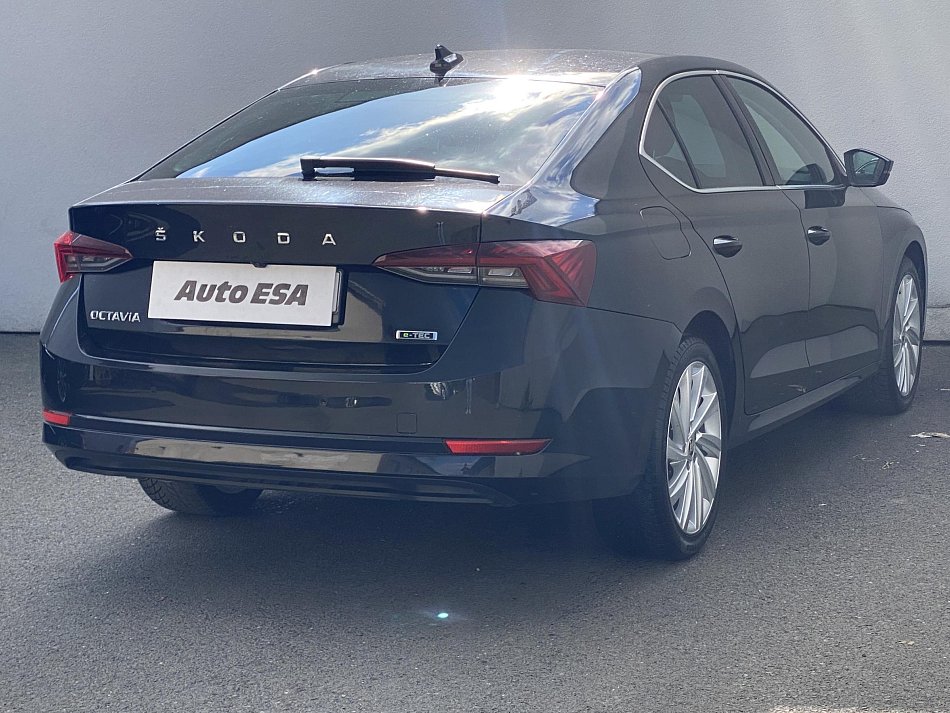 Škoda Octavia IV 1.5 TSi Style