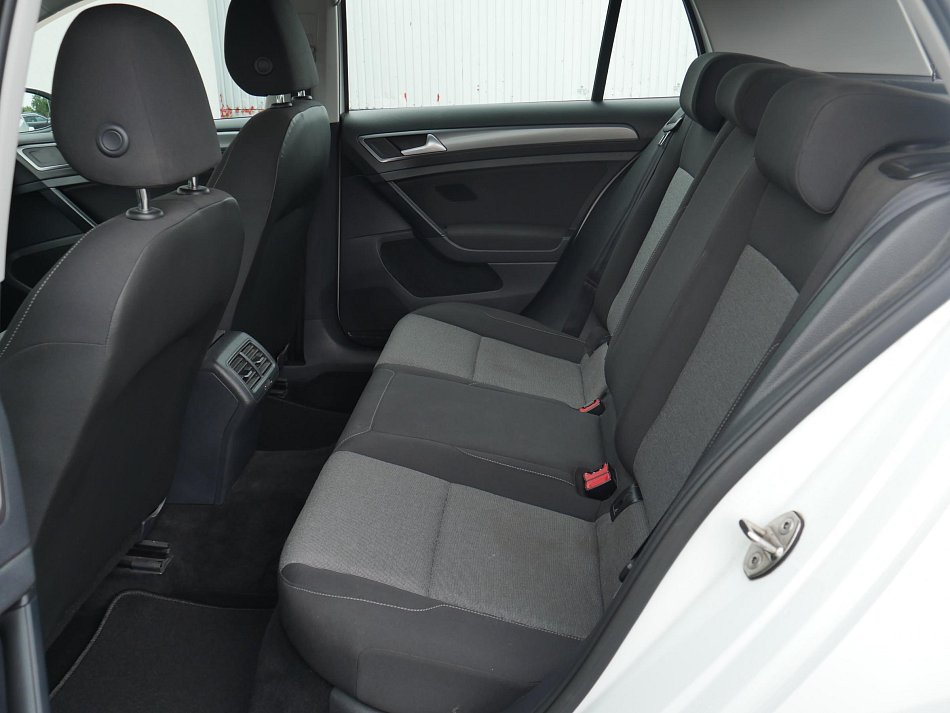 Volkswagen Golf 1.2TSi 