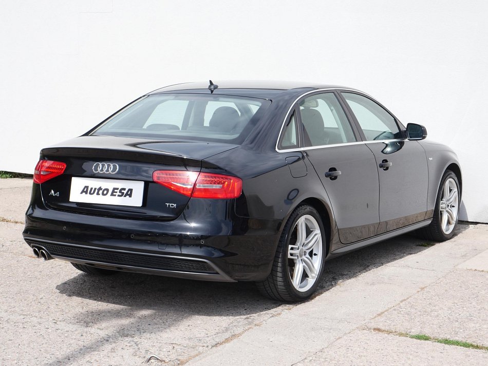 Audi A4 2.0 TDi 