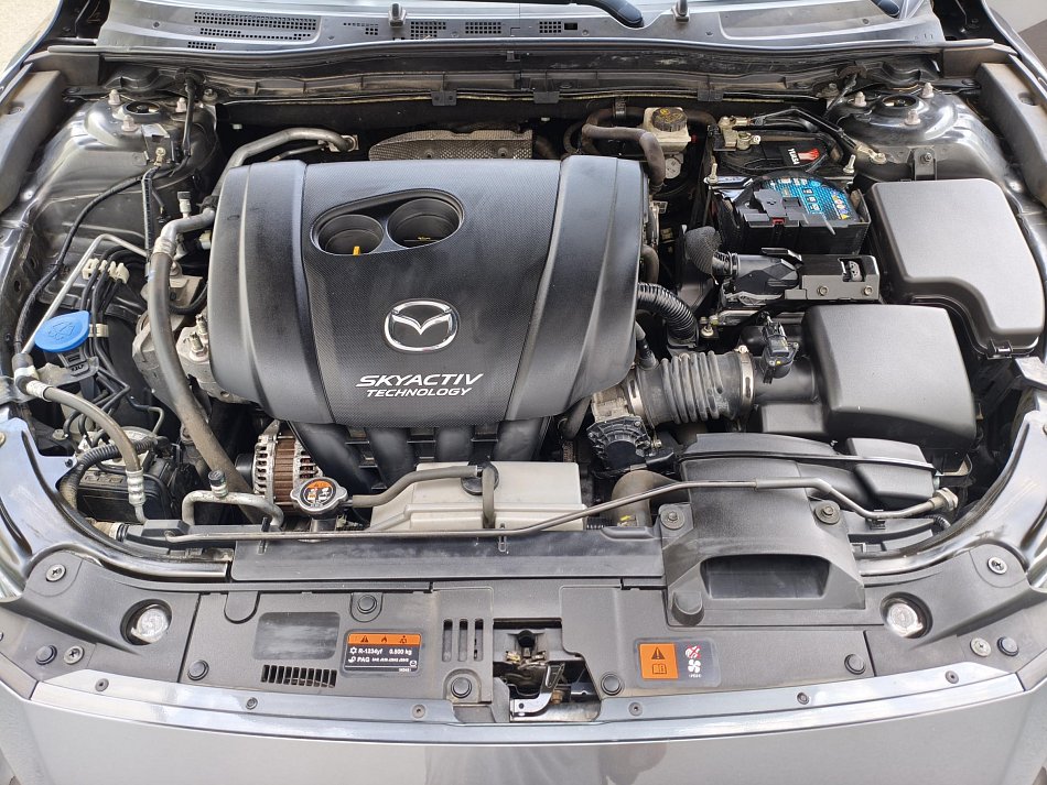 Mazda 3 2.0i 