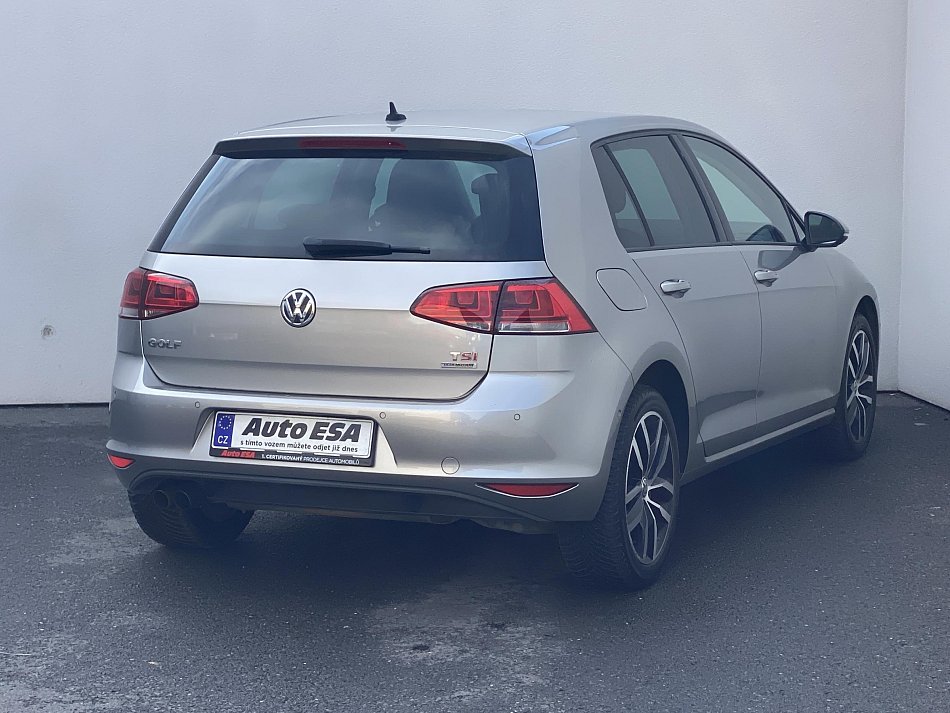 Volkswagen Golf 1.4 TSi Highline