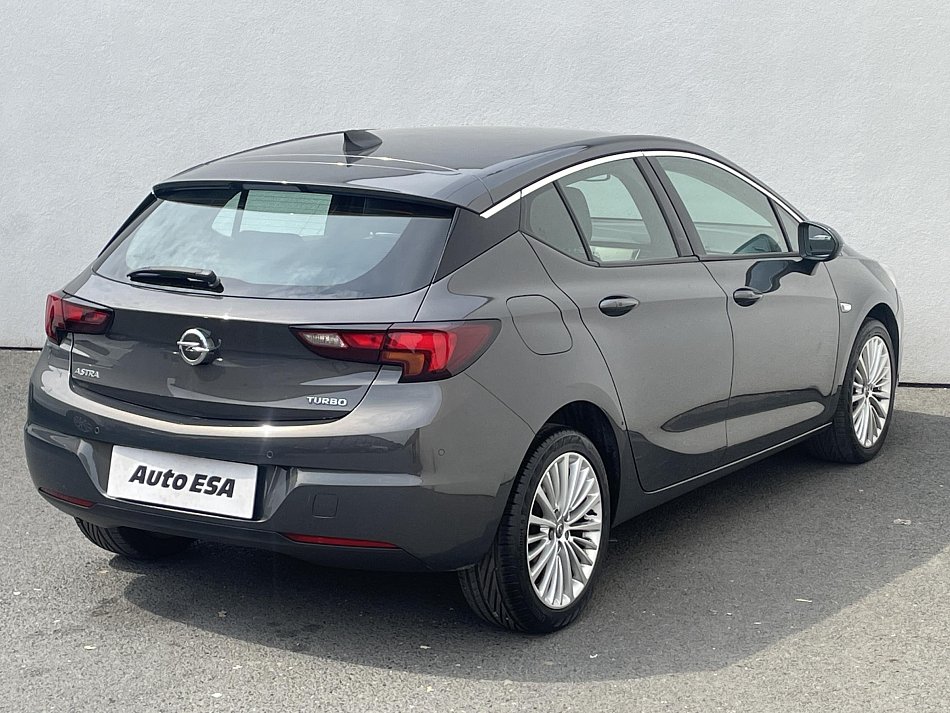 Opel Astra 1.4 T Innovation