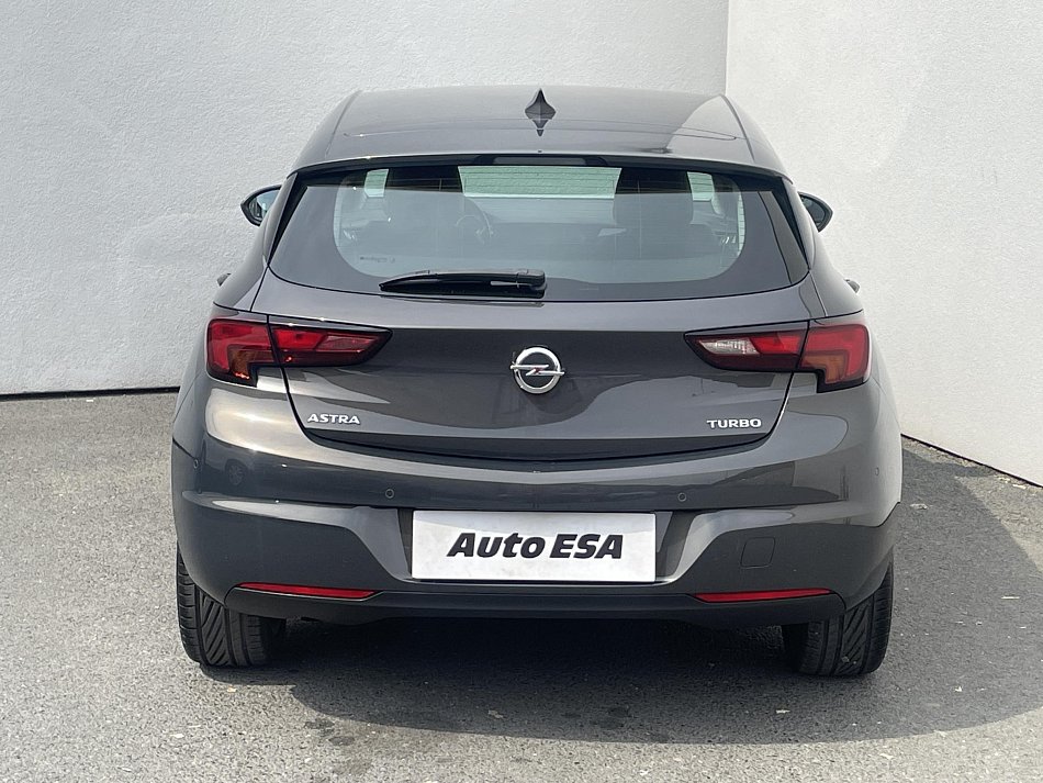Opel Astra 1.4 T Innovation