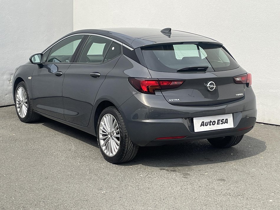 Opel Astra 1.4 T Innovation