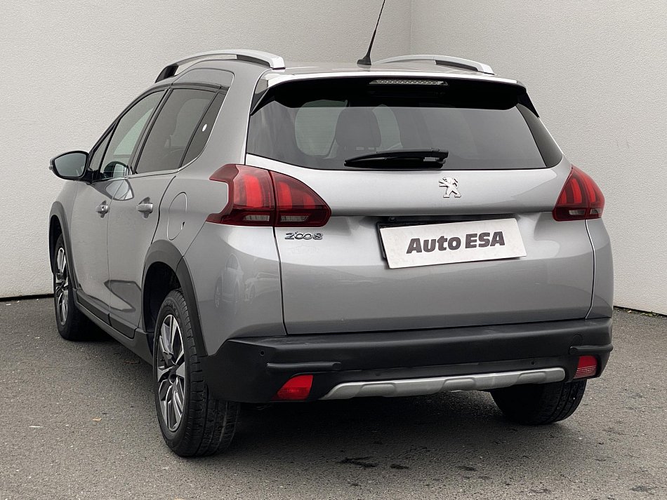 Peugeot 2008 1.2 PT Allure