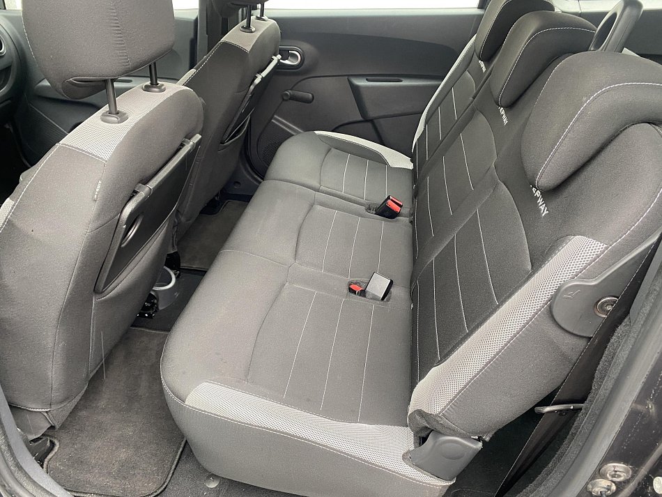 Dacia Lodgy 1.6 SCe Stepway