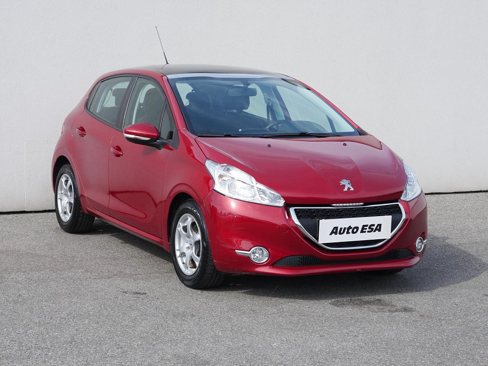 Peugeot 208 1.4 i 