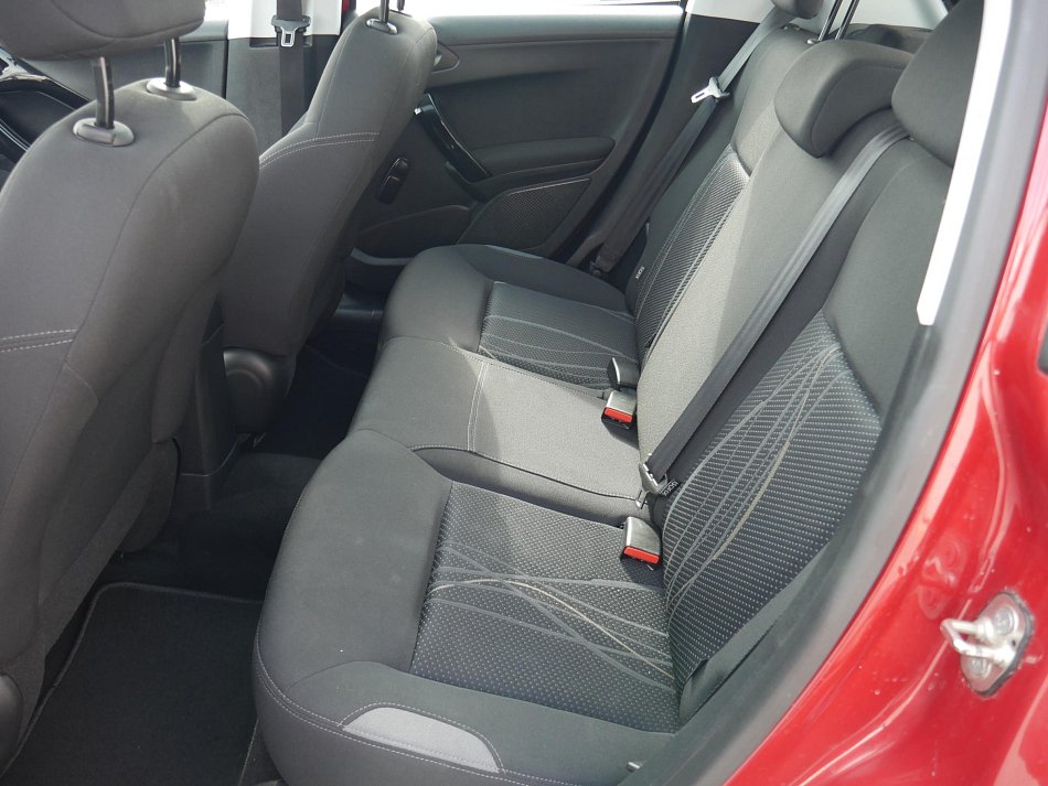 Peugeot 208 1.4 i 
