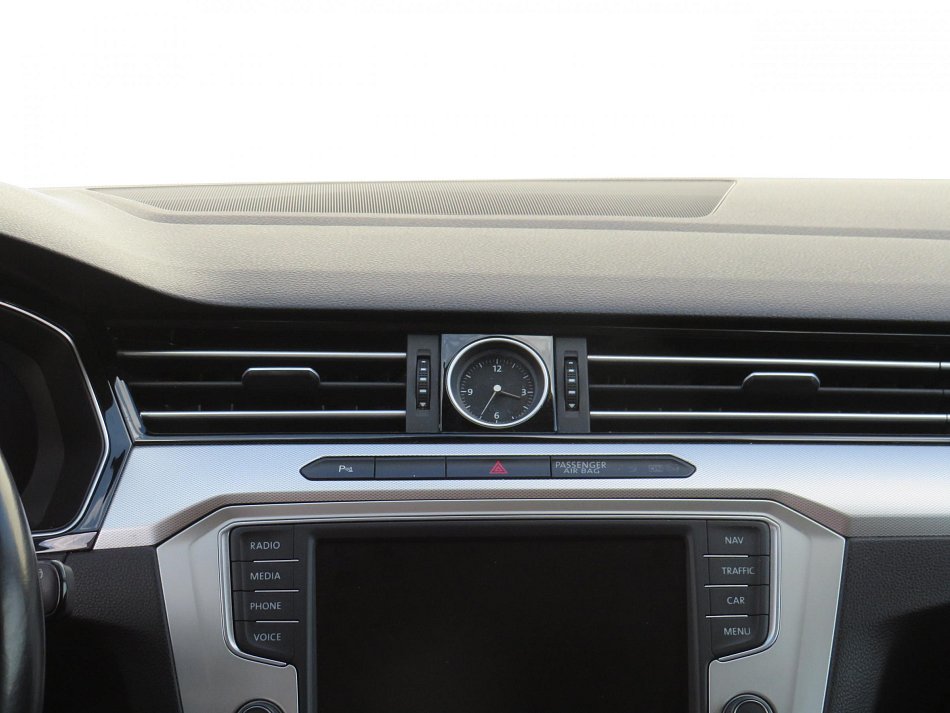 Volkswagen Passat 2.0 TDi 