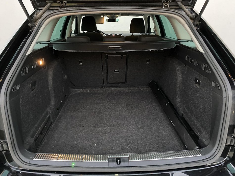 Škoda Superb III 2.0TDi Style