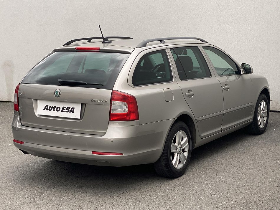 Škoda Octavia II 1.6 TDi Ambition