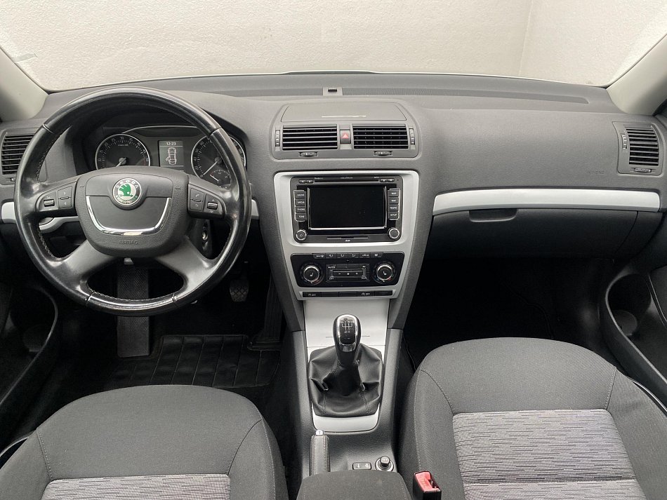Škoda Octavia II 1.6 TDi Ambition