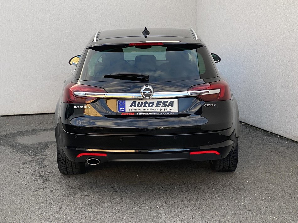 Opel Insignia 2.0CDTi  4x4