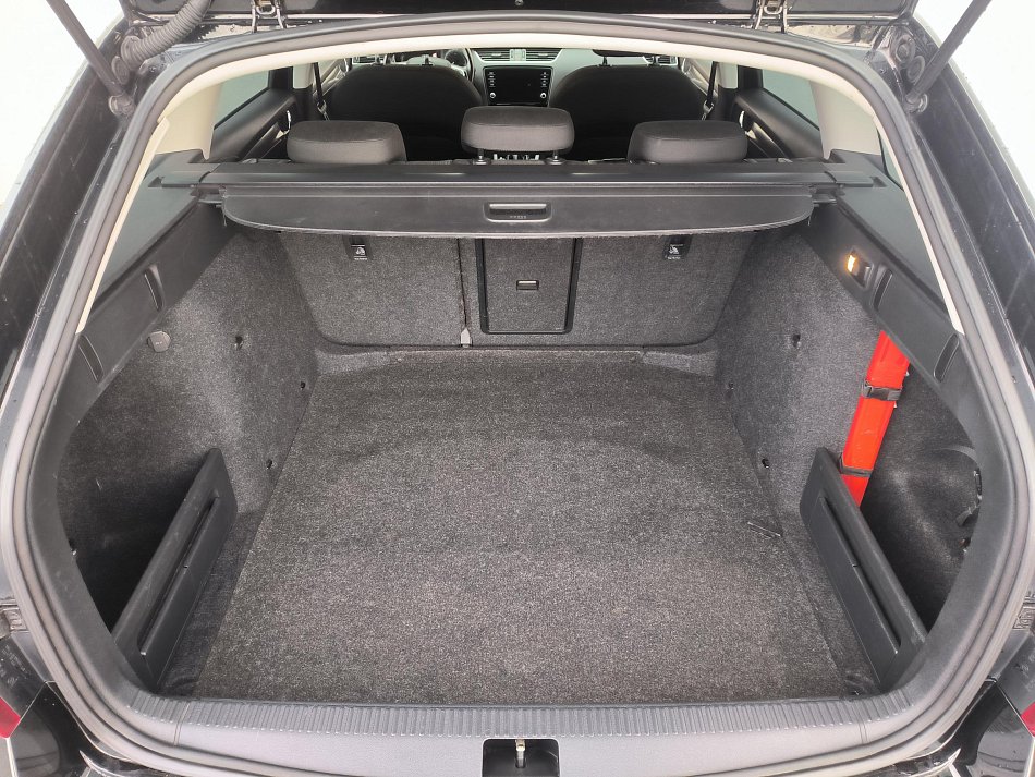 Škoda Octavia III 2.0TDi Style