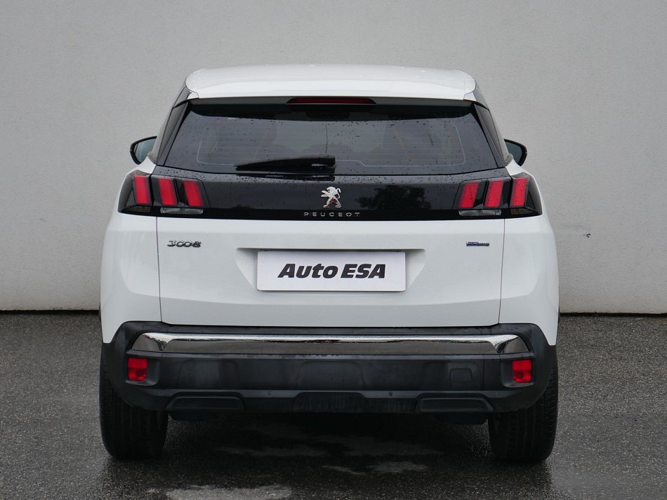 Peugeot 3008 1.2 PT 