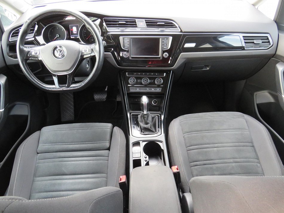 Volkswagen Touran 2.0TDi 