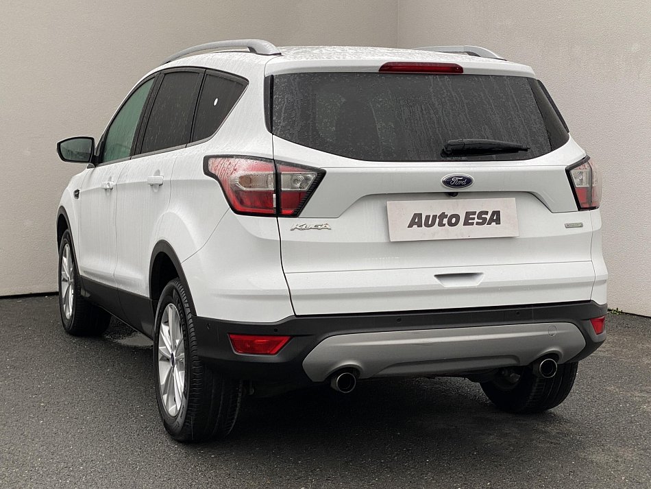 Ford Kuga 1.5 EB Titanium