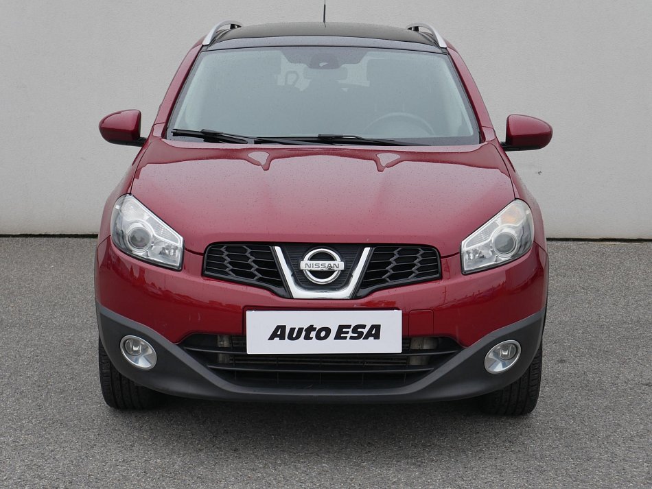 Nissan Qashqai 2.0 dCi  4x4, 7míst