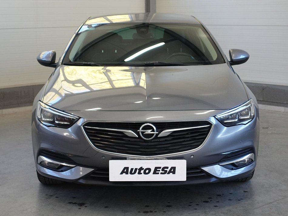 Opel Insignia 1.6CDTi 