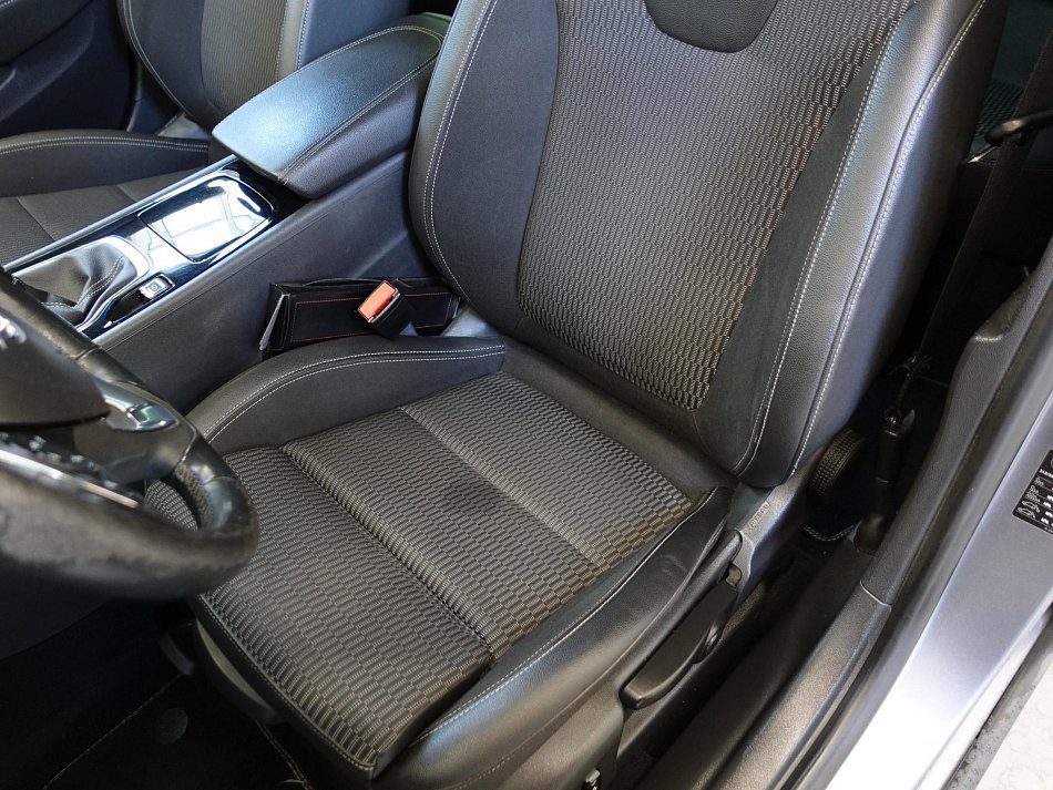 Opel Insignia 1.6CDTi 