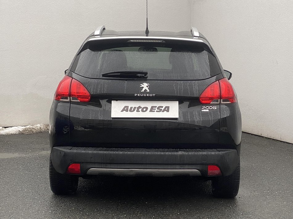 Peugeot 2008 1.6 e-HDI Allure