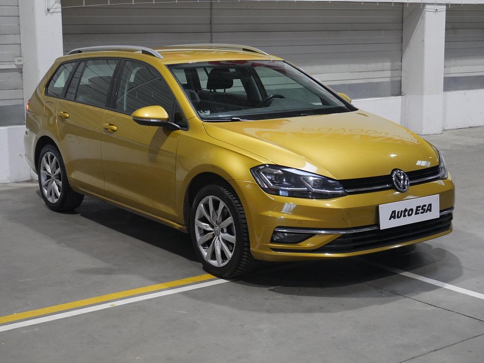Volkswagen Golf 1.0 TSI 