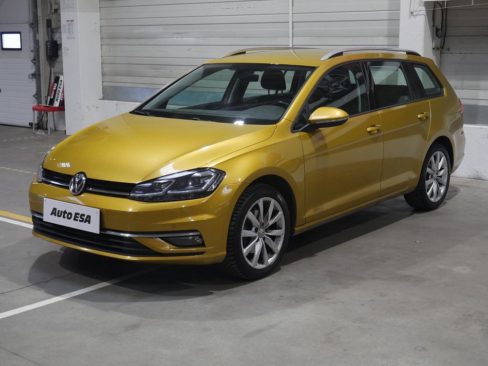 Volkswagen Golf 1.0 TSI 
