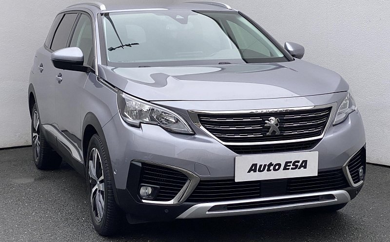 Peugeot 5008 1.2PT Allure