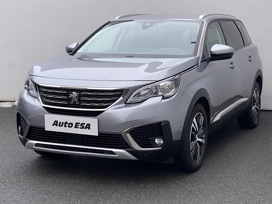 Peugeot 5008 1.2PT Allure