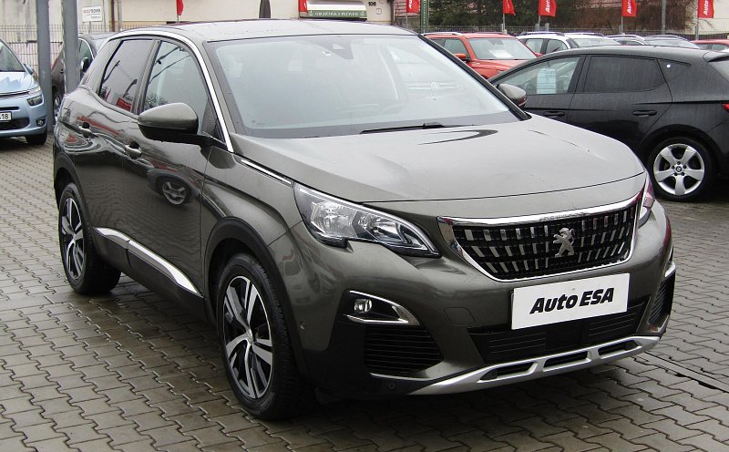 Peugeot 3008 1.2PT Allure