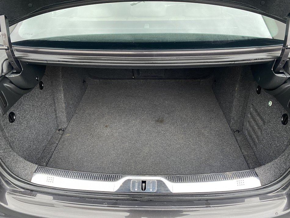 Škoda Superb II 2.0 TDi Elegance