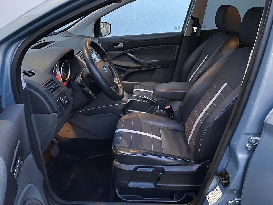 Ford Kuga 2.5 i  4x4