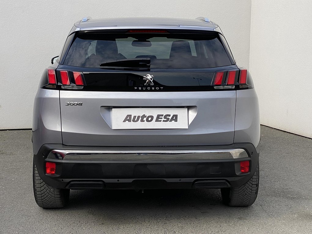 Peugeot 3008 1.2PT Allure