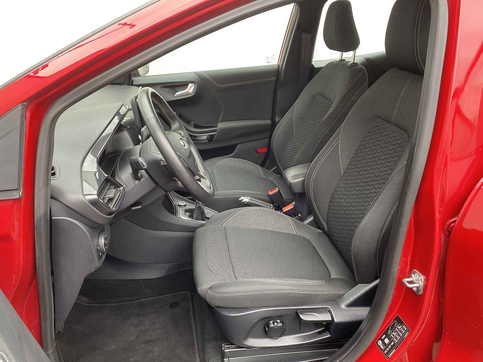 Ford Puma 1.0EB Titanium