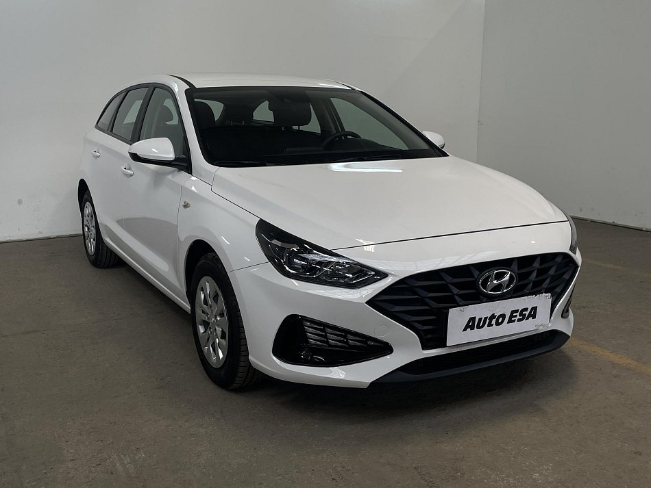 Hyundai I30 1.5 DPi Smart