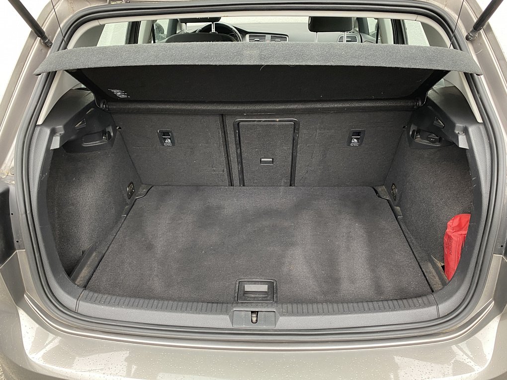 Volkswagen Golf 1.2 TSi Comfortline VII