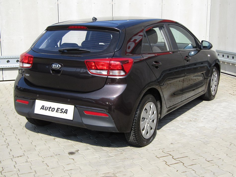 Kia Rio 1.3CVVT 