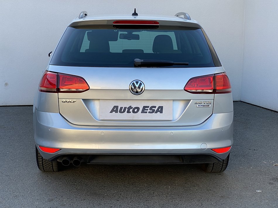 Volkswagen Golf 2.0 TDi 