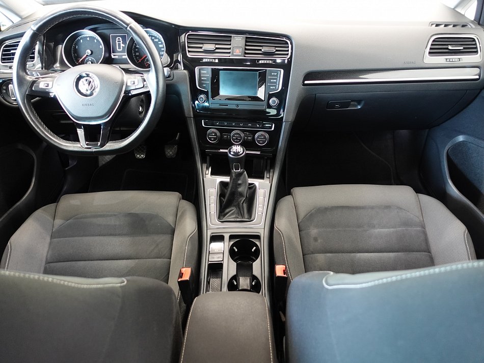Volkswagen Golf 1.4TSI 