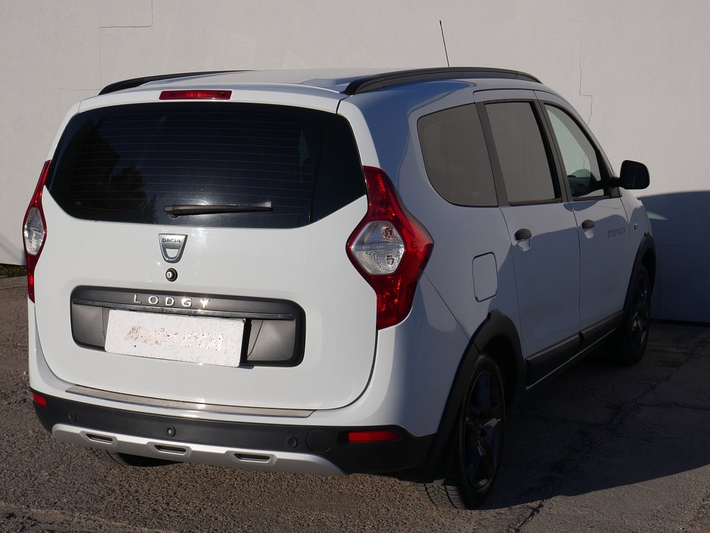 Dacia Lodgy 1.6i Stepway