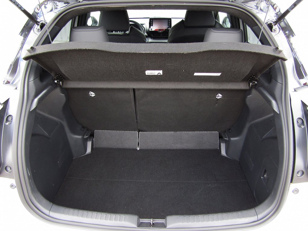 Toyota Yaris 1.5 e-CVT Style