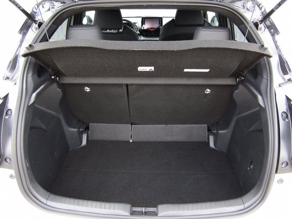 Toyota Yaris 1.5 e-CVT Style