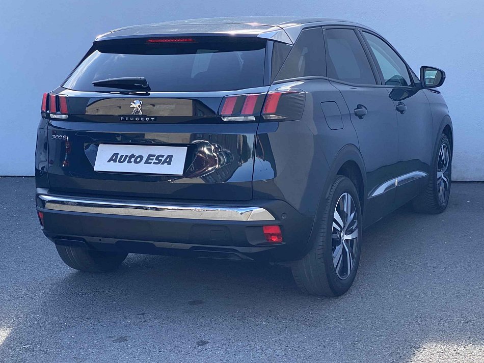 Peugeot 3008 1.2 PT Allure