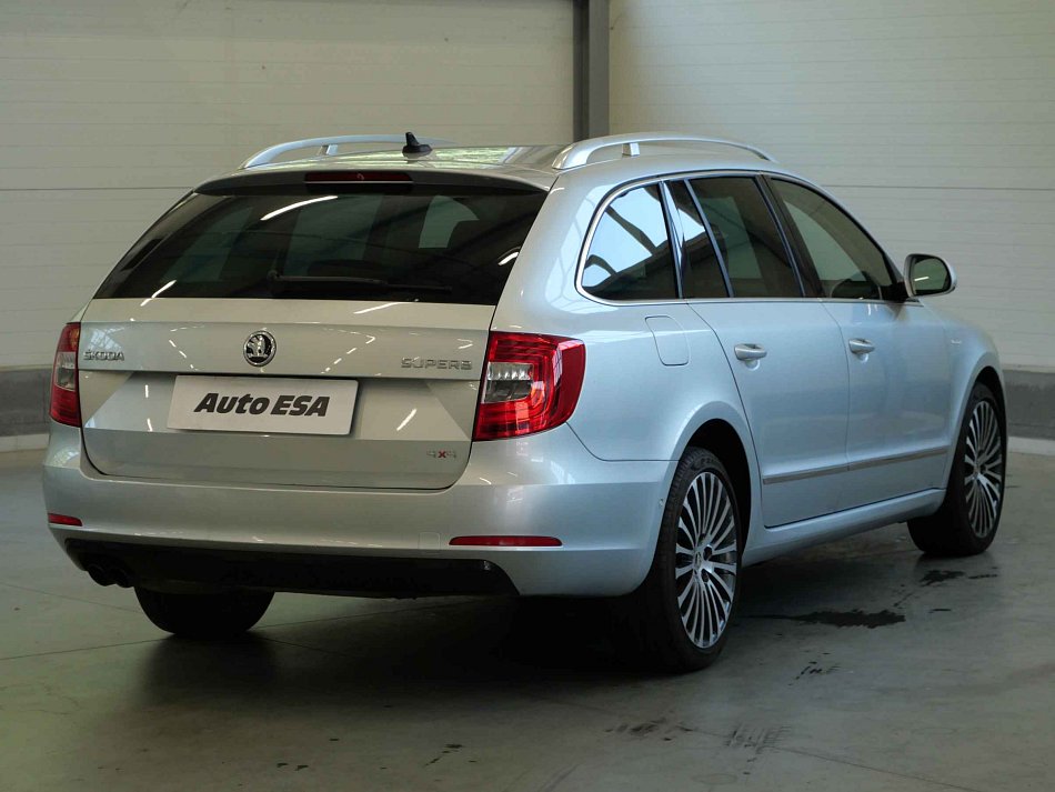 Škoda Superb II 2.0 TDi L&K 4x4