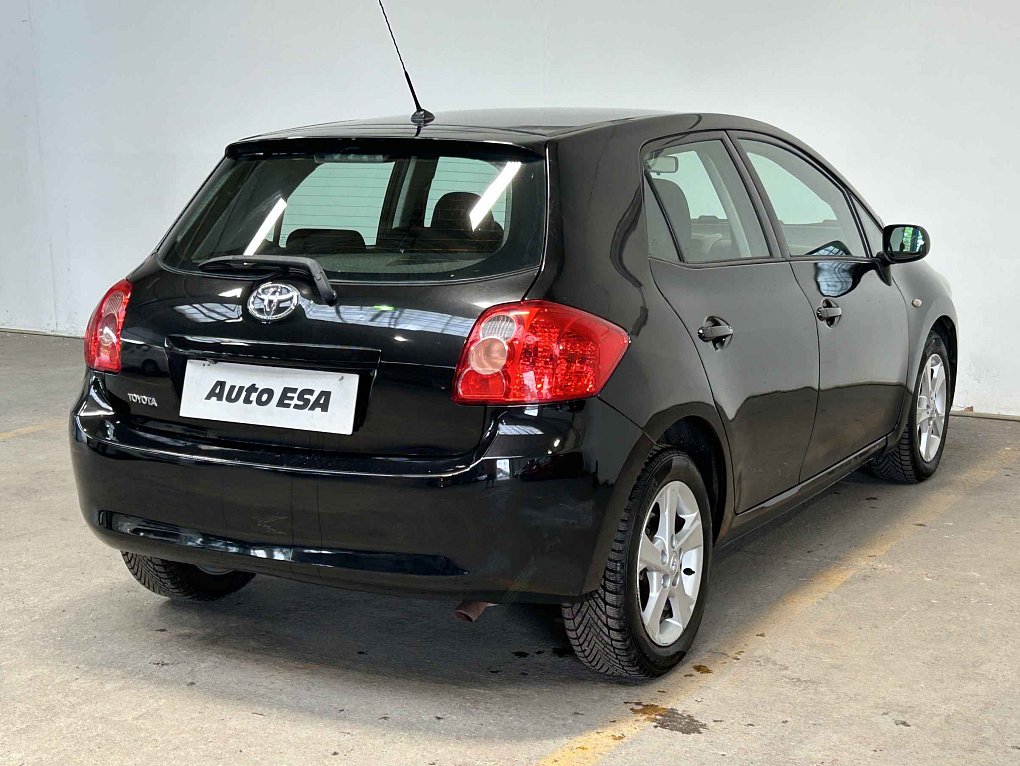 Toyota Auris 1.6 VVTi 
