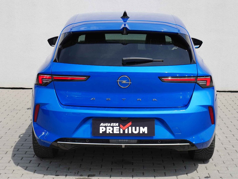 Opel Astra 1.2 T Elegance