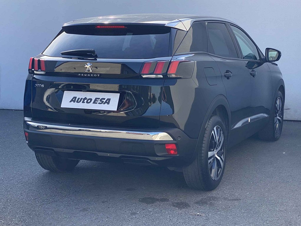 Peugeot 3008 1.2 PT Allure