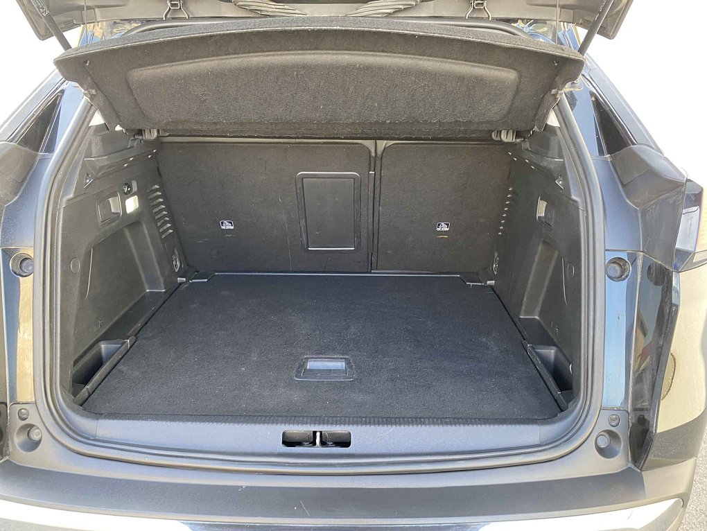 Peugeot 3008 1.2 PT Allure