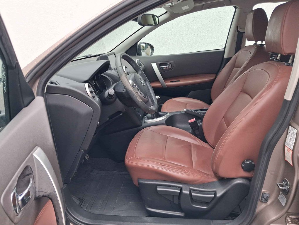 Nissan Qashqai 2.0i Tekna