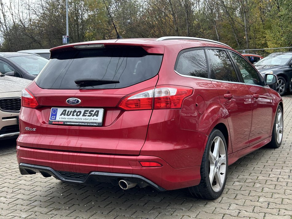 Ford Focus 2.0 TDCi Titanium ST paket